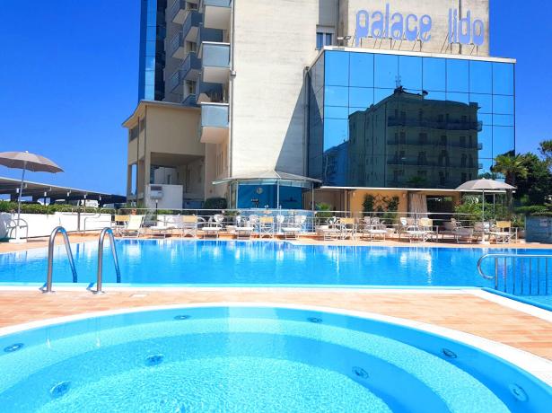 palacelidohotel fr remises-et-prix-bloques-vacances-lido-di-savio-hotel-sur-la-plage 011