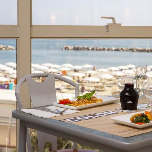 palacelidohotel en offer-july-in-family-hotel-in-lido-di-savio-free-stay-for-children 025